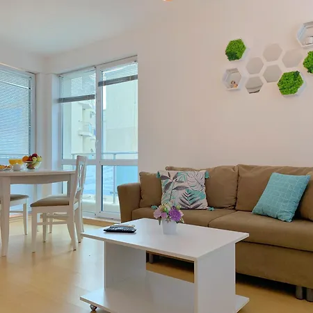 блу стар кабакум - Blue Star Cabacum Varna